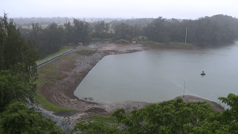 Wahiawa Dam warning prompts prep for possible flooding Wahiawa Dam warning prompts prep for possible flooding