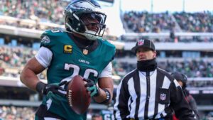 Eagles vs. Bears picks: Best bets and props for MNF Eagles vs. Bears picks: Best bets and props for MNF