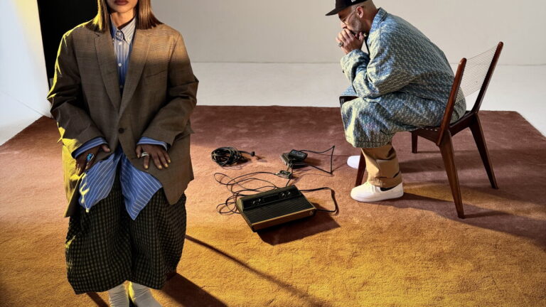 Erykah Badu and The Alchemist drop a charged new LP Erykah Badu and The Alchemist drop a charged new LP