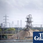 MPs urge ministers to end Thames Water talks with hedge funds MPs urge ministers to end Thames Water talks with hedge funds
