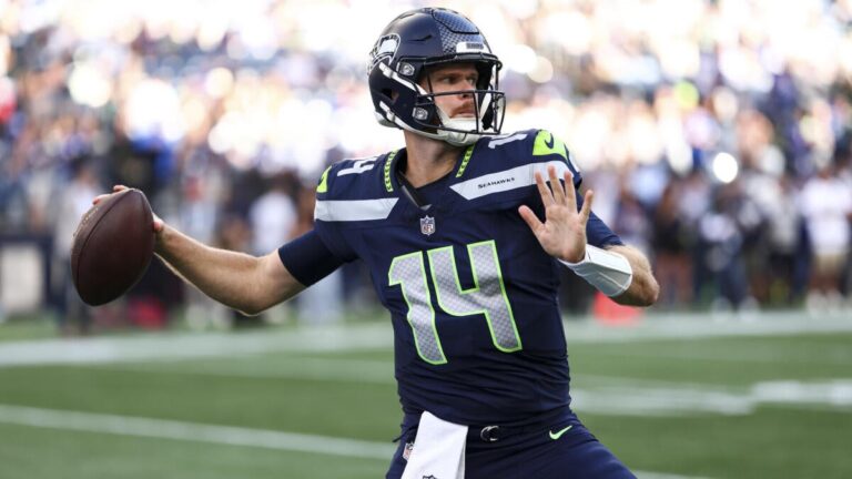 Sam Darnold hip injury knocks him out of Seahawks opener