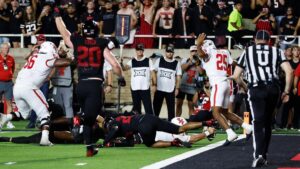 Texas Tech vs Houston: Red Raiders edge Cougars 28-26
