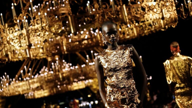 Paris Fashion Week glitters with gold, star power and risk Paris Fashion Week glitters with gold, star power and risk
