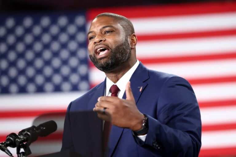 Racial politics loom over Florida midterm elections