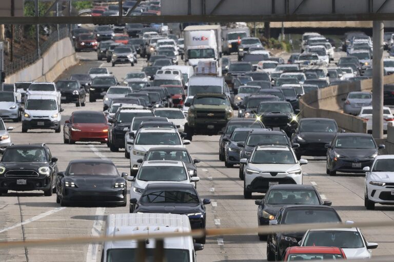 California clean car rules emerge as key check on rollbacks